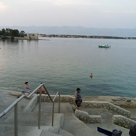 Apartman Vesligaj * Vir